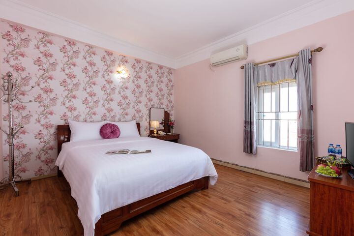 Room 18 of 55