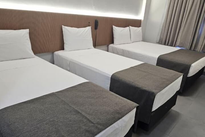 Room 16 of 31