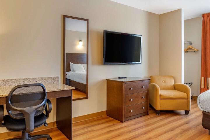 Room 9 of 67
