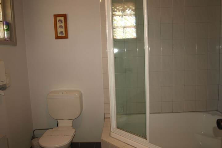 Room 28 of 41