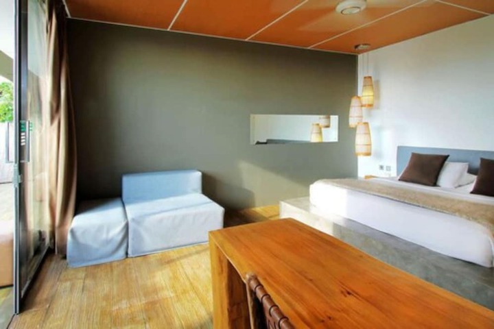 Room 19 of 56