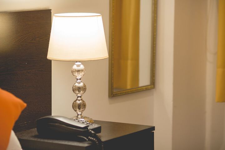 Room 30 of 48