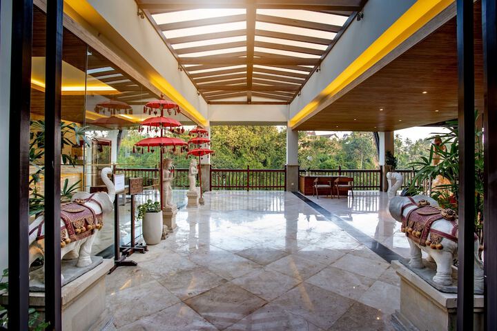 Lobby Entry