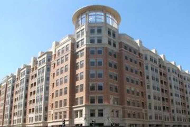 Exterior of Global Luxury Suites at M Street