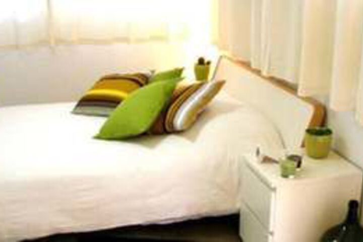 Room 21 of 77