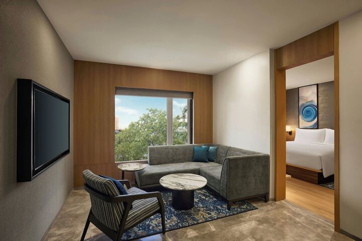 Room 19 of 43