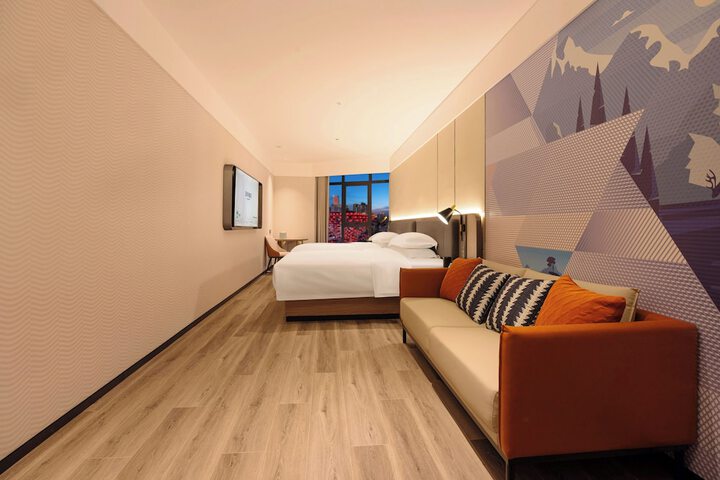 Room 55 of 127