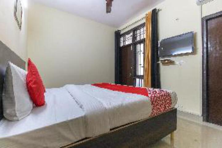 OYO 64843 Olive Inn