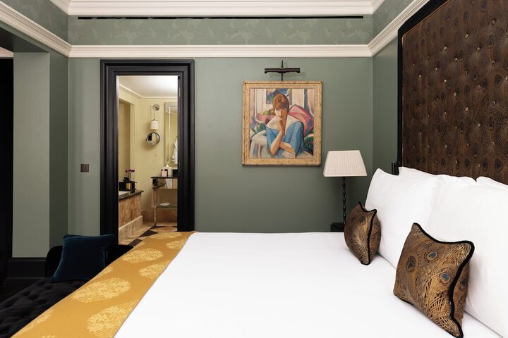 Room 37 of 75