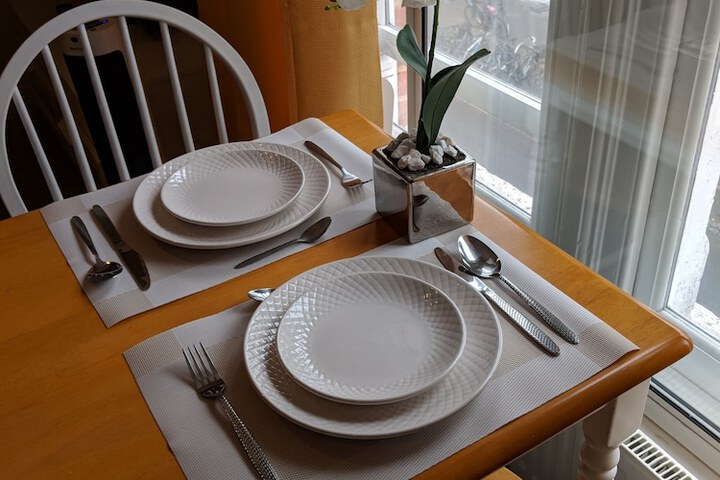 Dining 37 of 42