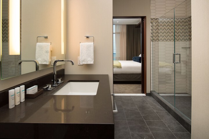 Bathroom shower