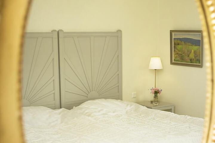 Room 9 of 54