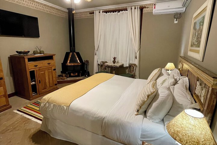 Room 45 of 104