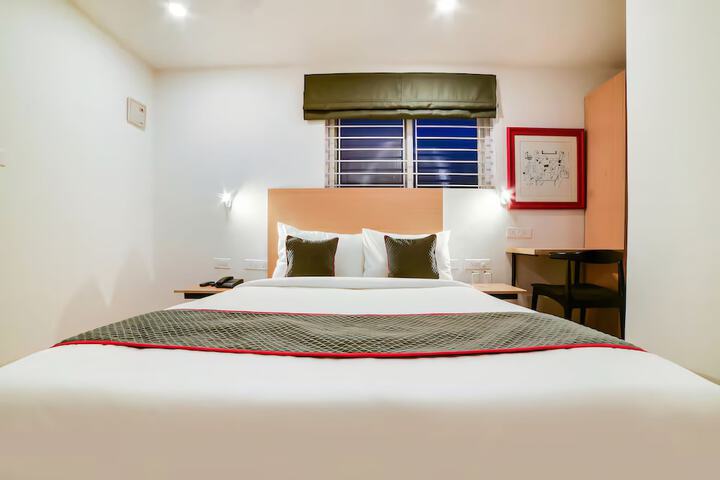 Room 7 of 20