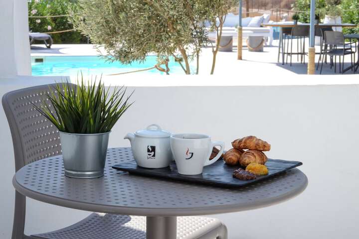 Breakfast/Coffee Service 94 of 109