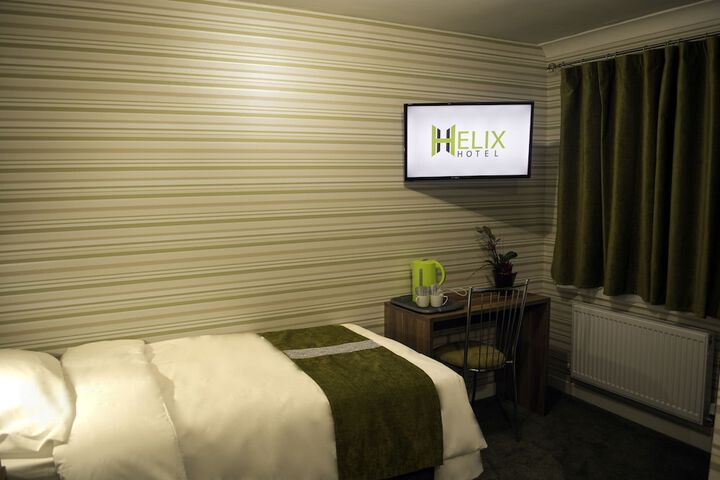 Room 8 of 31