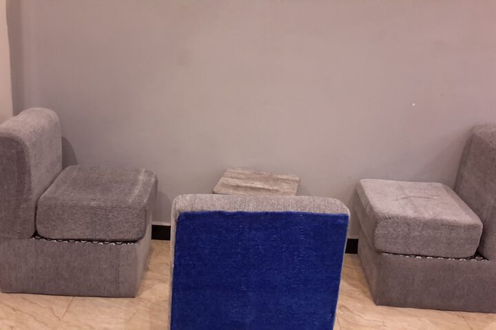 Room 4 of 31