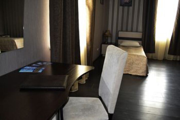 Room 15 of 24