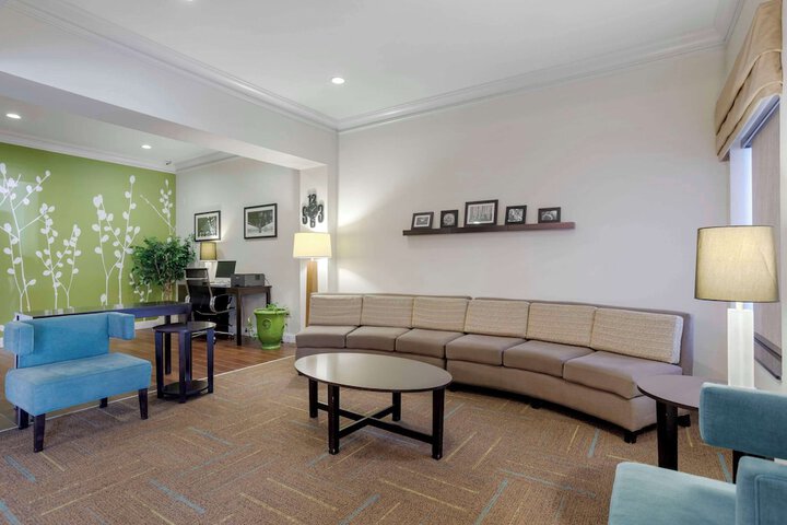 Hotel Interior 4 of 44