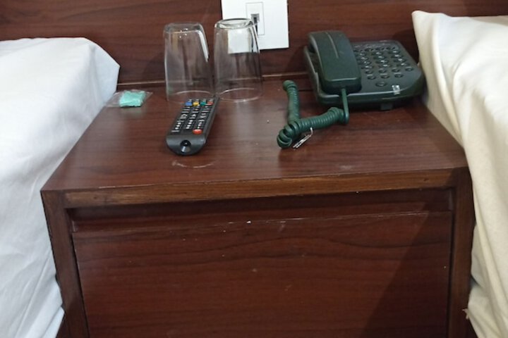 Room 13 of 25