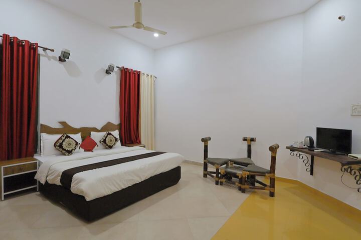 Room 42 of 96