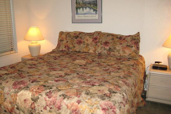 Room 25 of 104