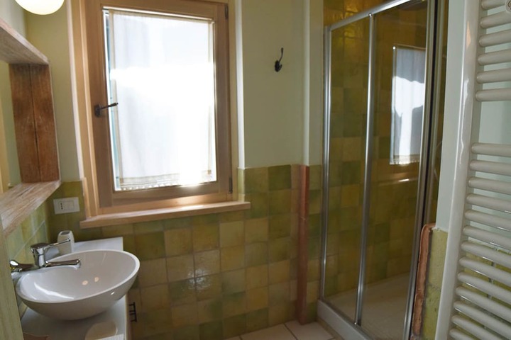 Room 20 of 34
