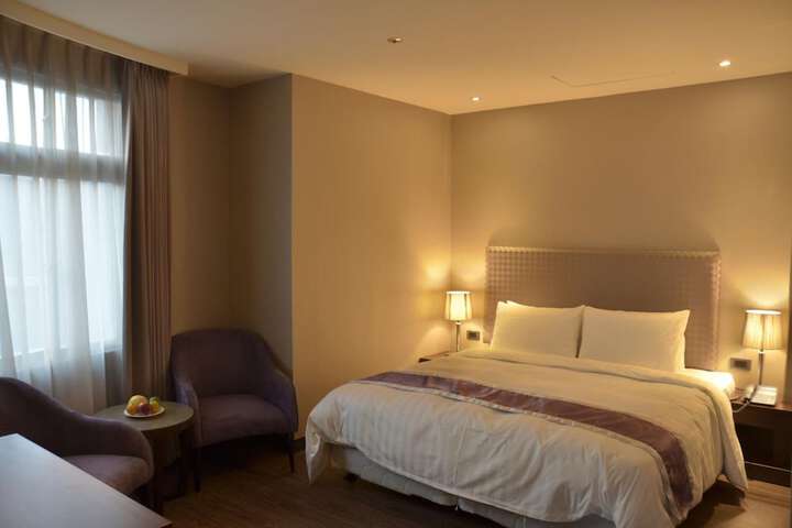 Room 20 of 48