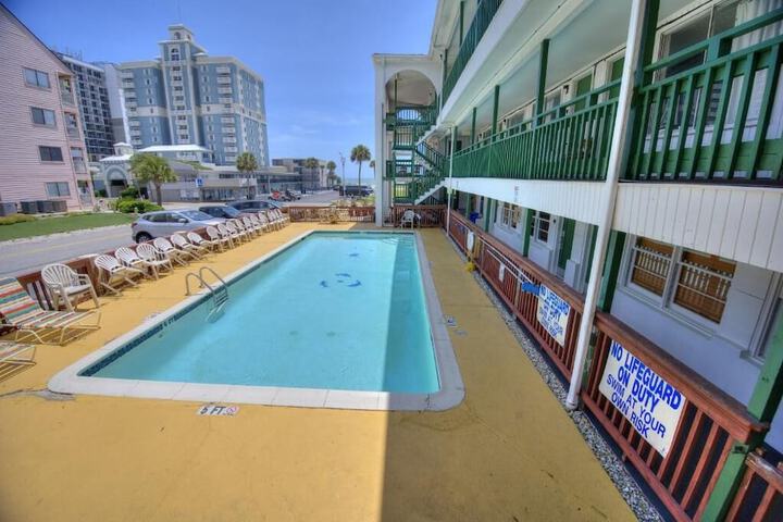 Pool image of El Dorado Motel