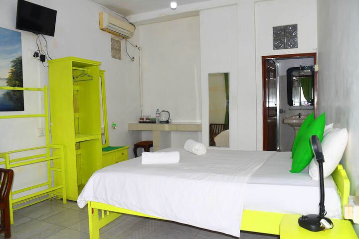 Room 18 of 70