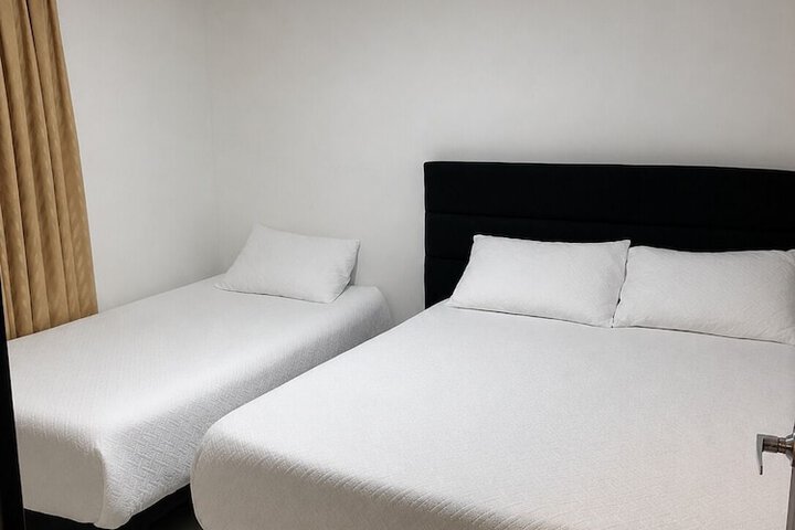 Room 5 of 16