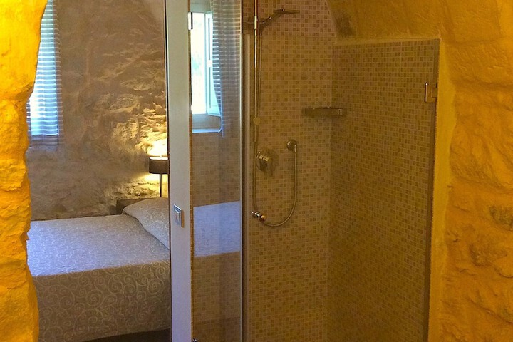 Room 63 of 92