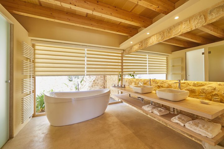 Bathroom Interior Photo