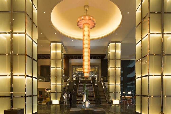 Hotel Lobby