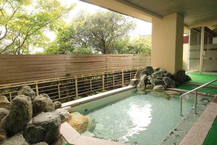 Public bath