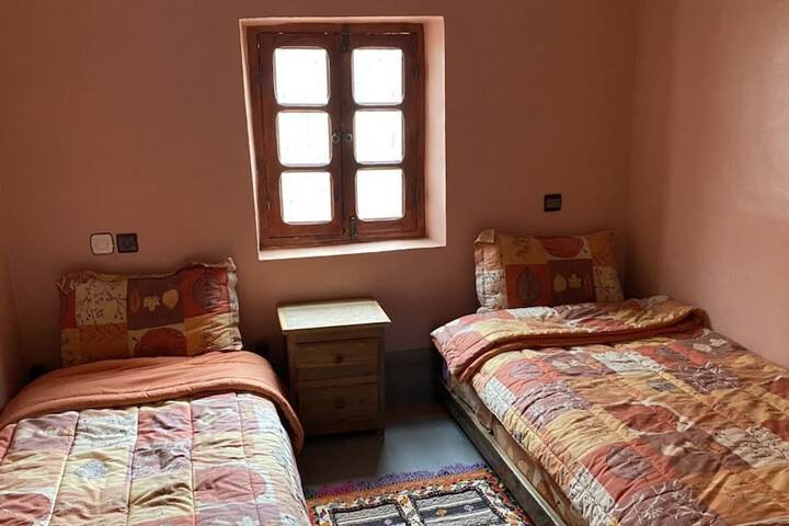 Room 6 of 35