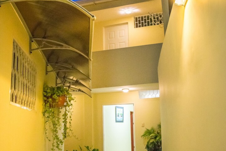 Hotel 4 of 145