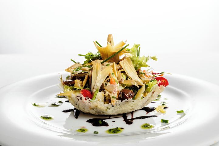 Dining 38 of 62