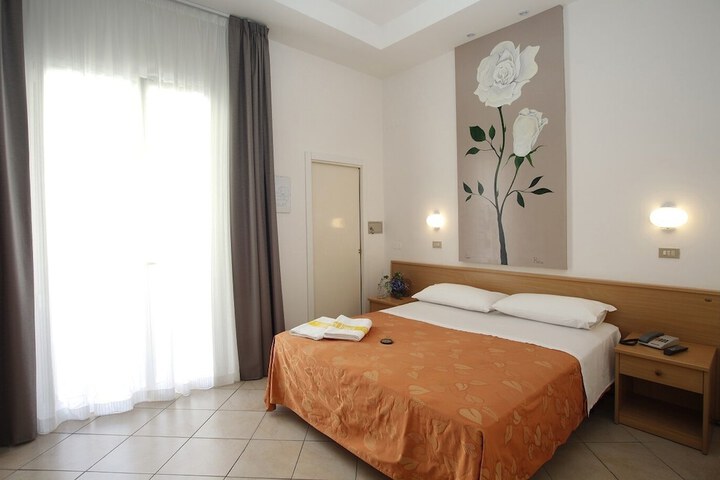 Room 19 of 71