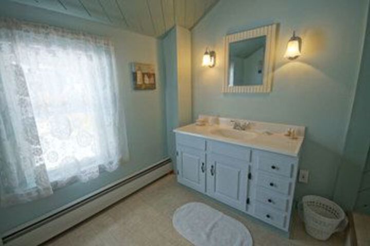 Room 3 of 39