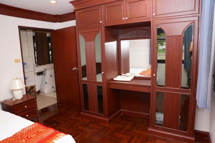 Room 3 of 36