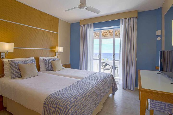 Room 16 of 81