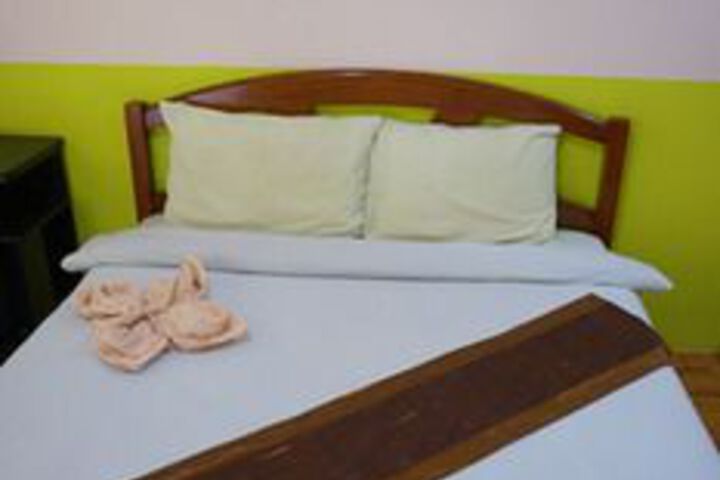 Room 20 of 32