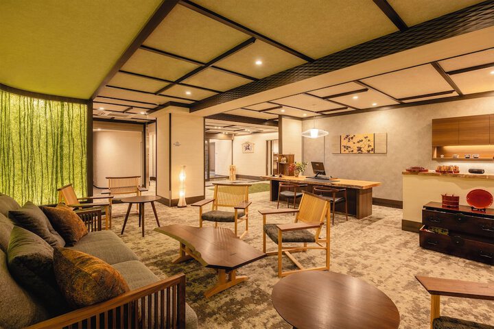 Hotel Lobby