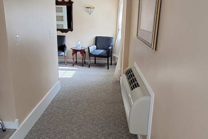 Room 49 of 206