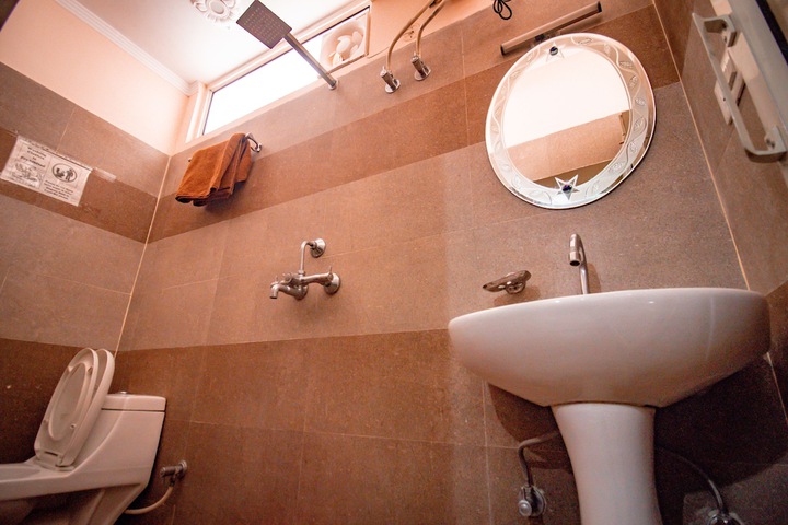 Room 14 of 46
