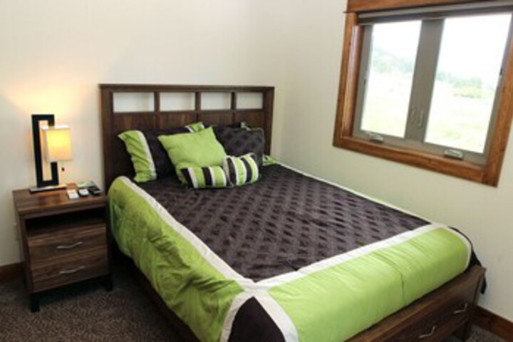 Room 13 of 14