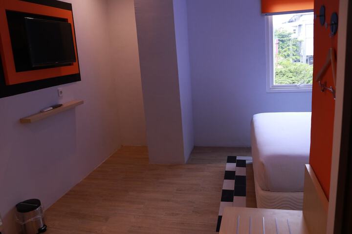 Room 7 of 22