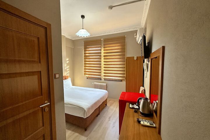 Room 22 of 91