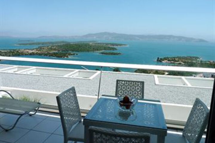 Terrace/Patio 5 of 63